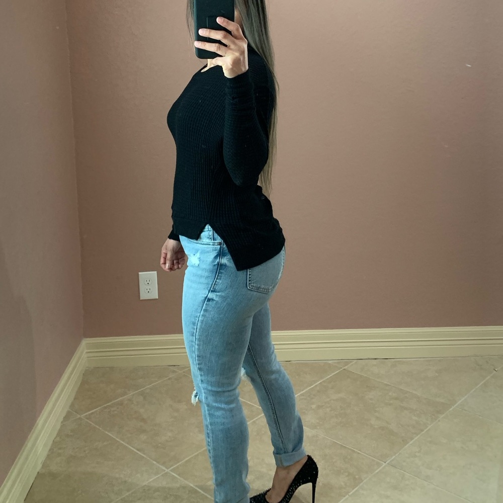 Last 2..KARLA Long Sleeve Top - Picture 3 of 4